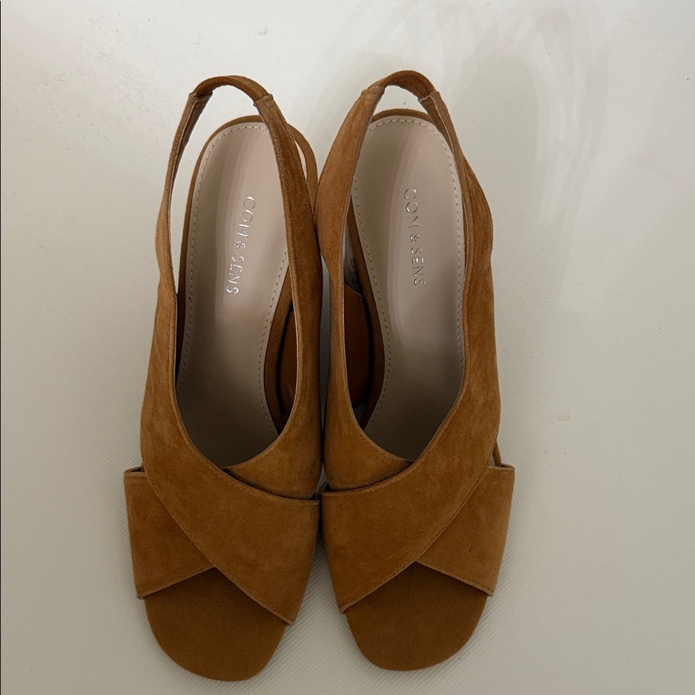 Women's Tan Suede Sandals